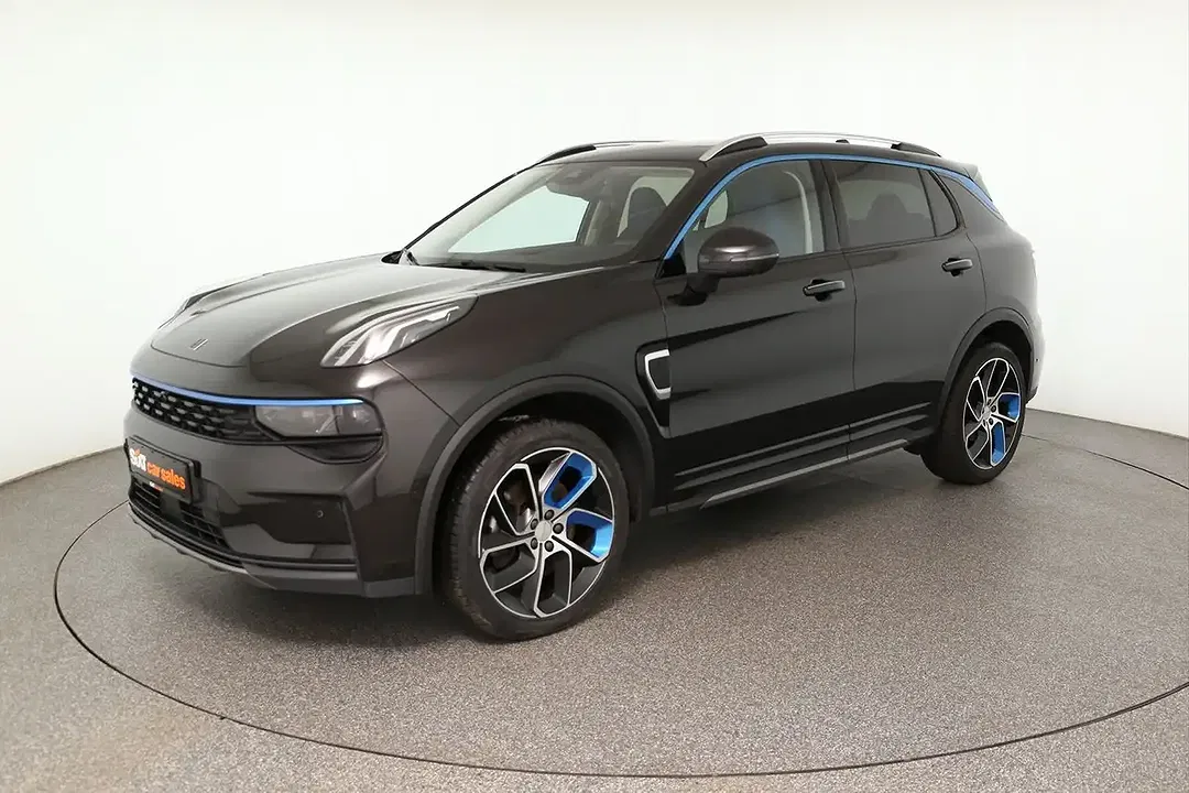 Lynk & Co 01 - Thumbnail 3