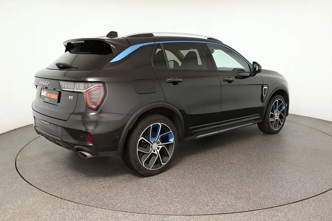 Lynk & Co 01 - Thumbnail 5