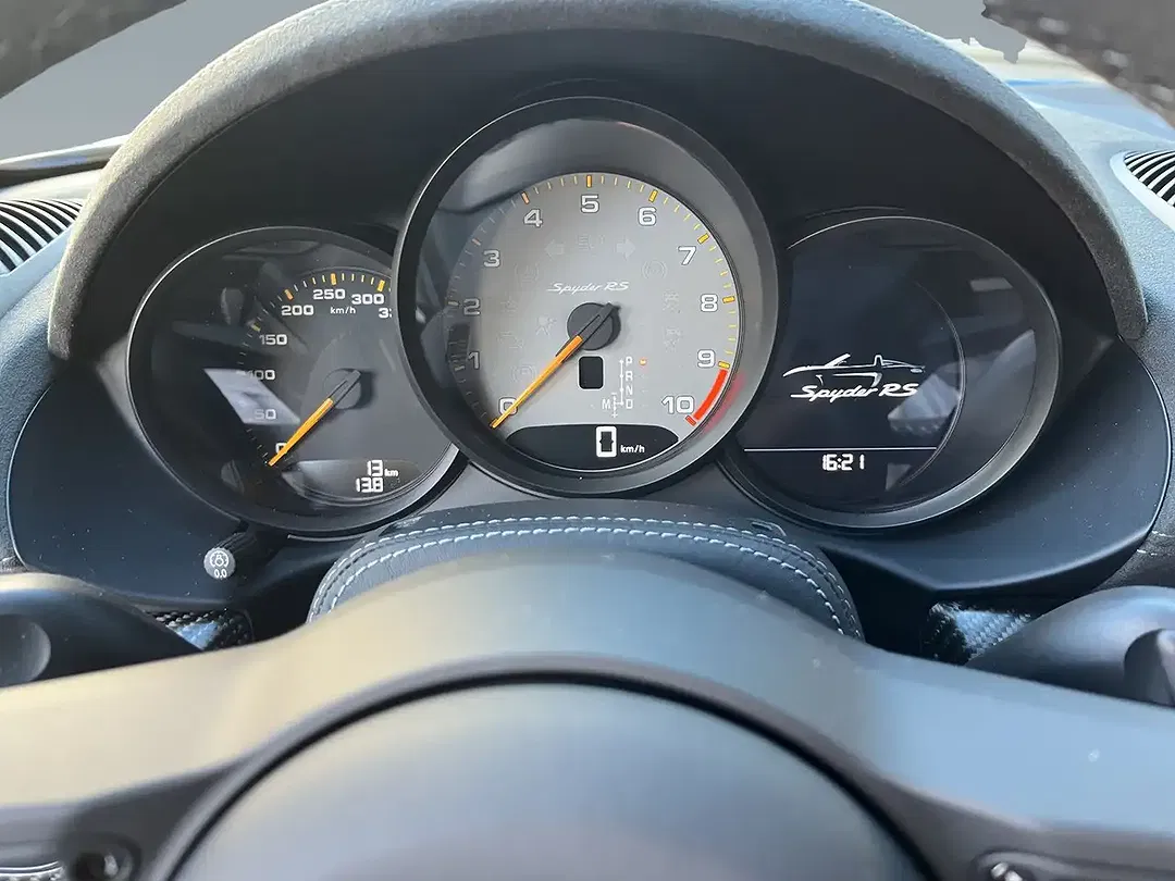 Porsche 718 Spyder RS Weissach - Thumbnail 13