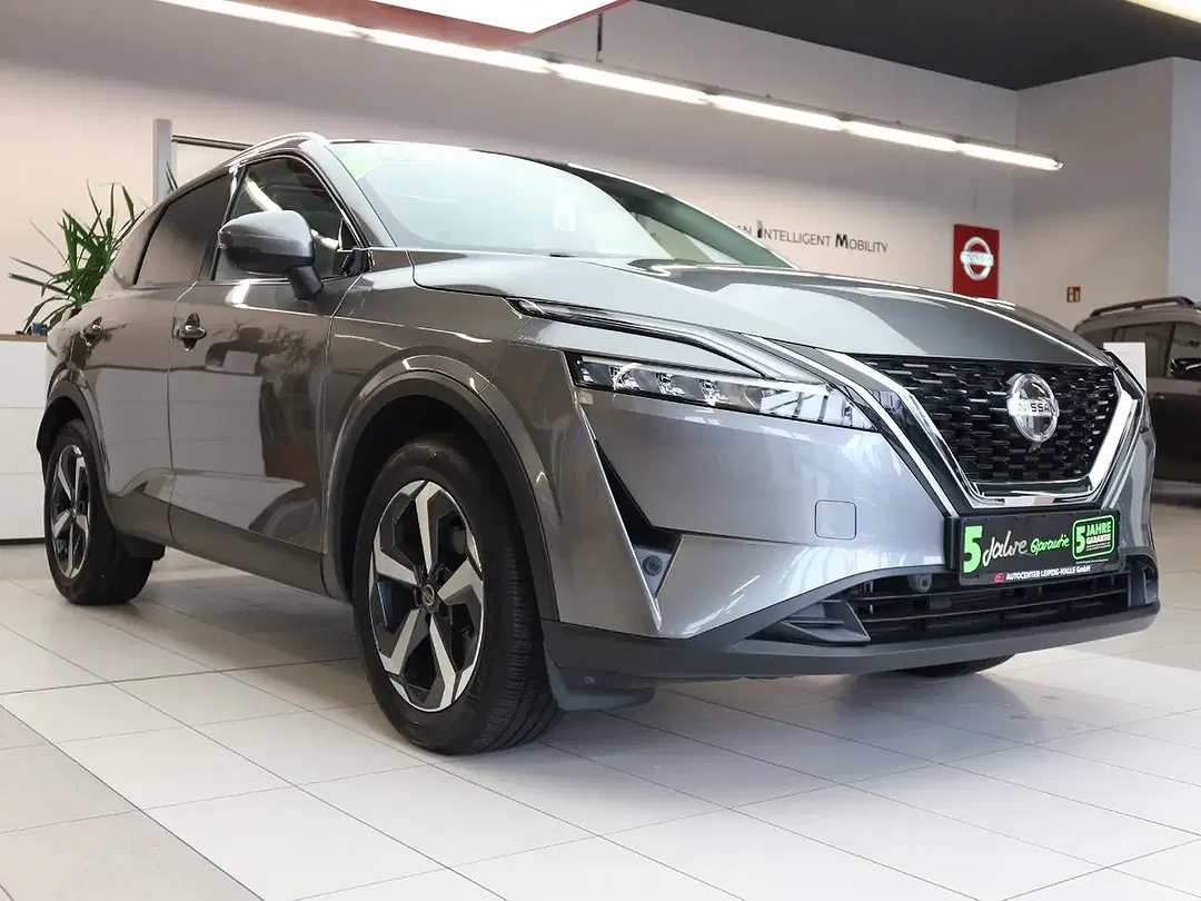 Nissan Qashqai 1.3 DIG-T MHEV Premiere Edition - Thumbnail 3