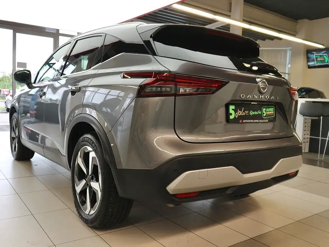 Nissan Qashqai 1.3 DIG-T MHEV Premiere Edition - Thumbnail 4