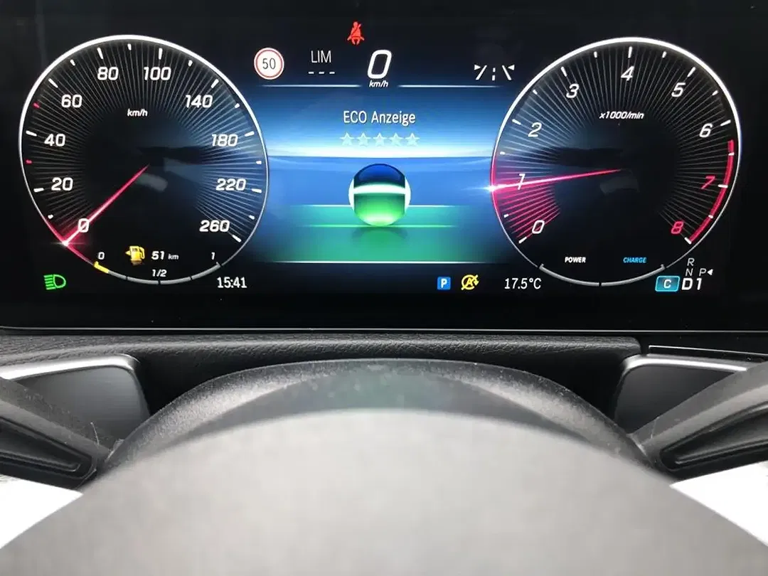 Mercedes-Benz GLB 200 AMG MBUX Night - Thumbnail 9