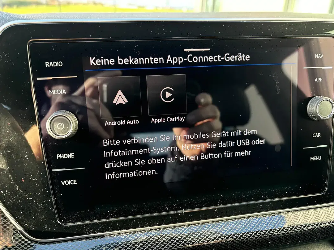 Volkswagen T-Cross 1.0 TSI DSG R-Line Limited - Thumbnail 7