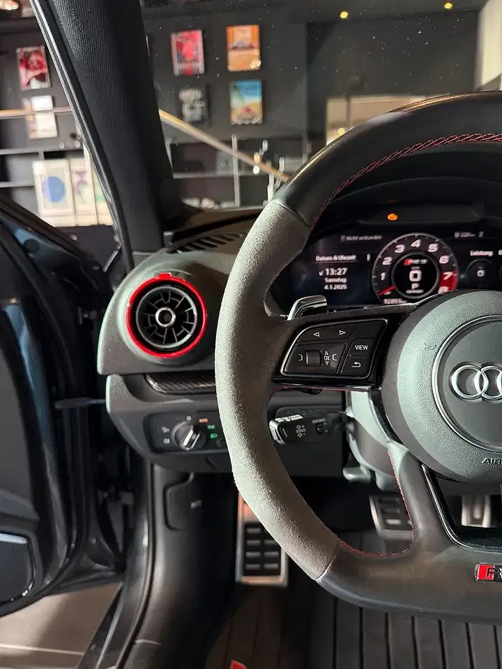 Audi RS3 2.5 TFSI quattro - Thumbnail 15
