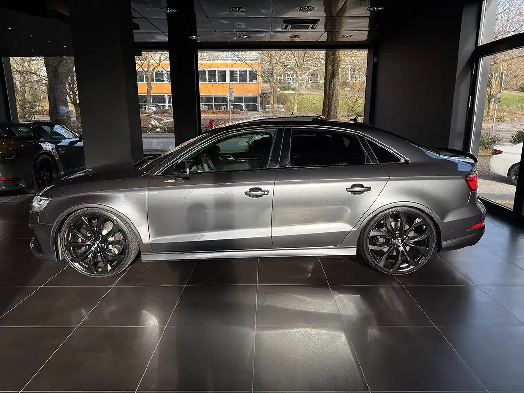 Audi RS3 2.5 TFSI quattro - Thumbnail 5