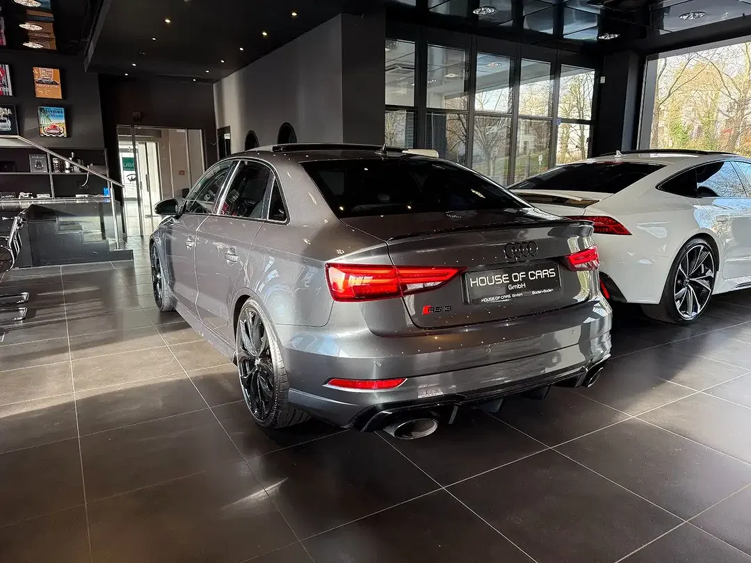 Audi RS3 2.5 TFSI quattro - Thumbnail 6