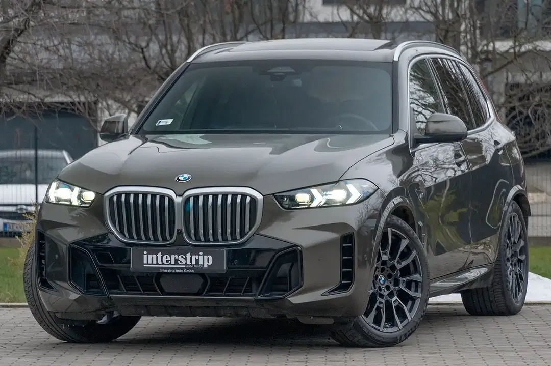 BMW X5 M Sport - Thumbnail 1