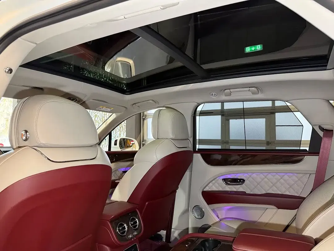 Bentley Bentayga 4.0 V8 First Edition Mulliner - Thumbnail 14