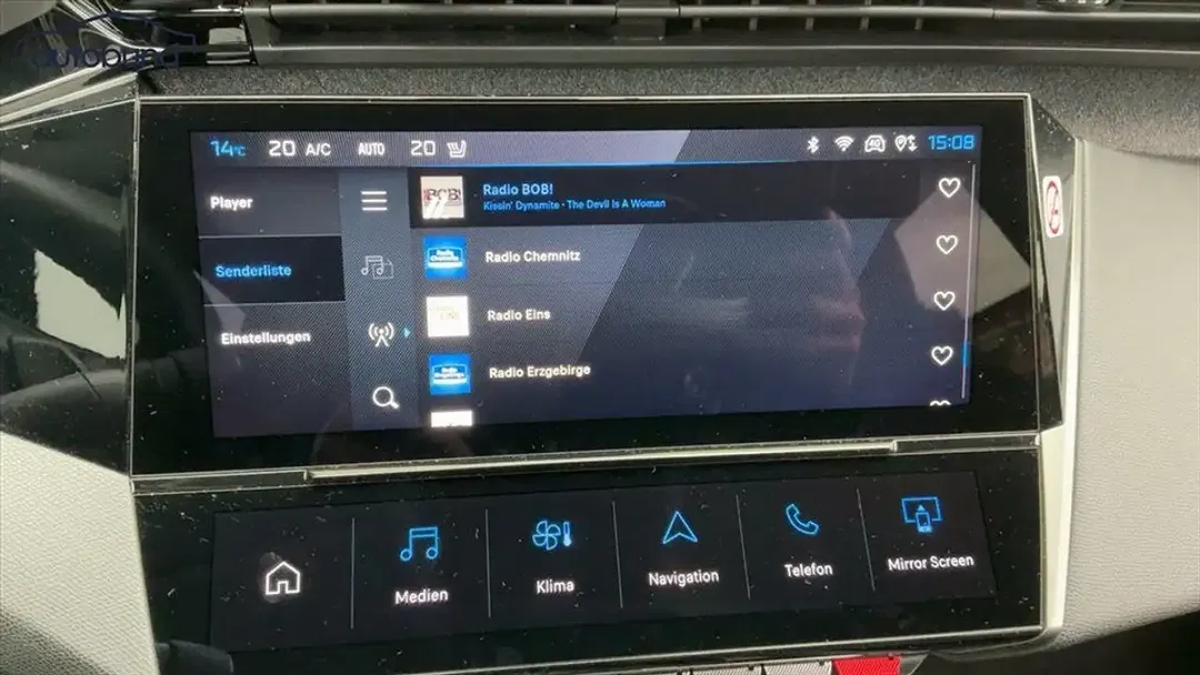 Peugeot 408 180 PHEV Allure - Thumbnail 10