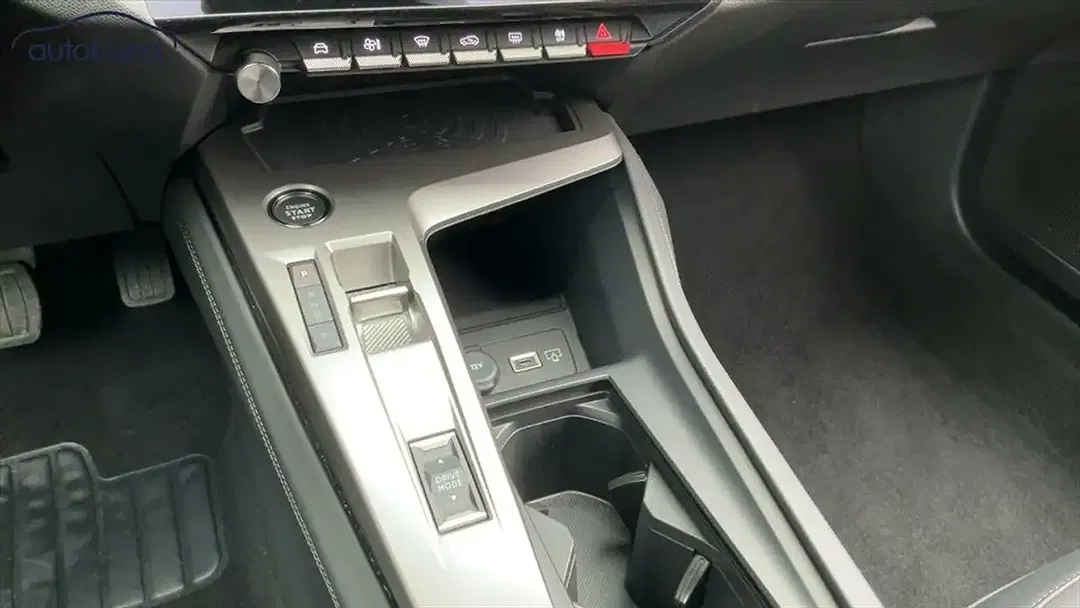 Peugeot 408 180 PHEV Allure - Thumbnail 6