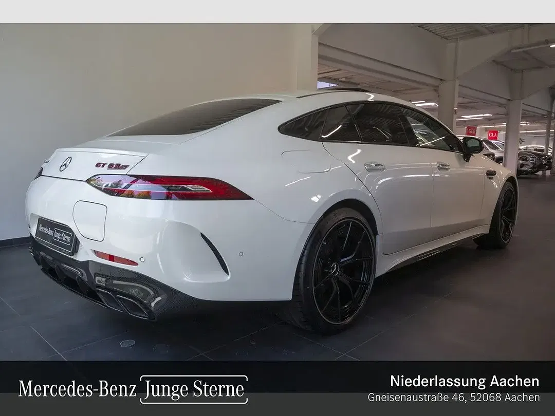 Mercedes-Benz AMG GT 63 - Thumbnail 2