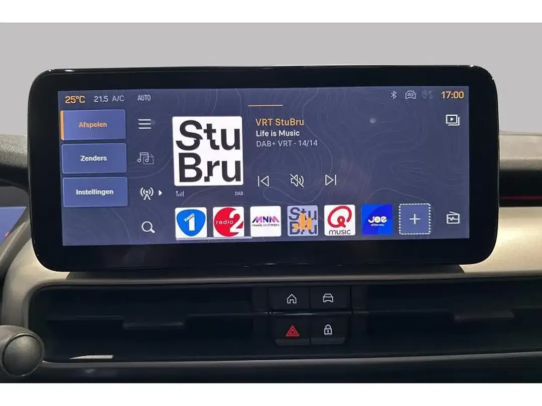 Jeep Avenger Hybrid 4xe Upland - Thumbnail 12
