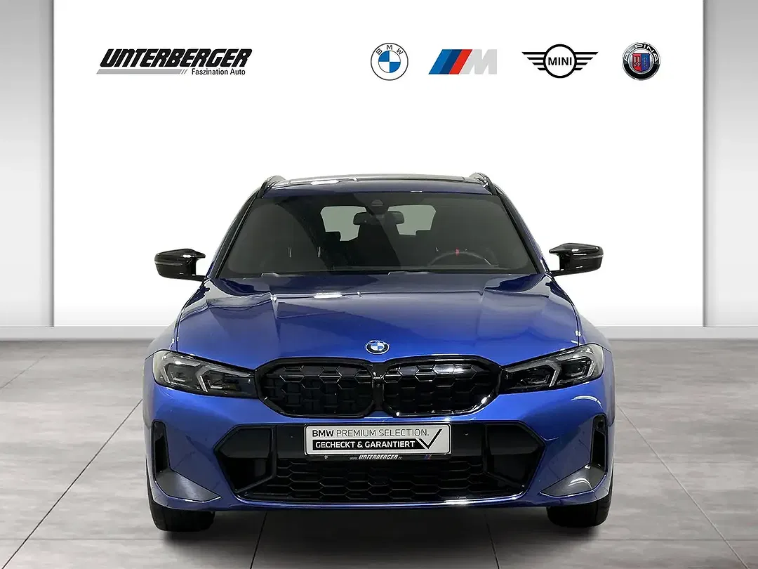 BMW 340 xDrive Touring Pro - Thumbnail 4