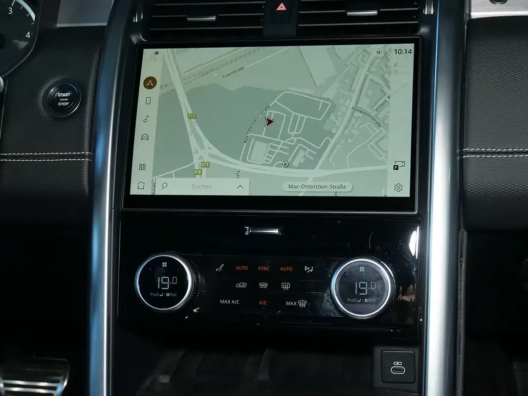 Land Rover Discovery D300 R-Dynamic HSE - Thumbnail 12