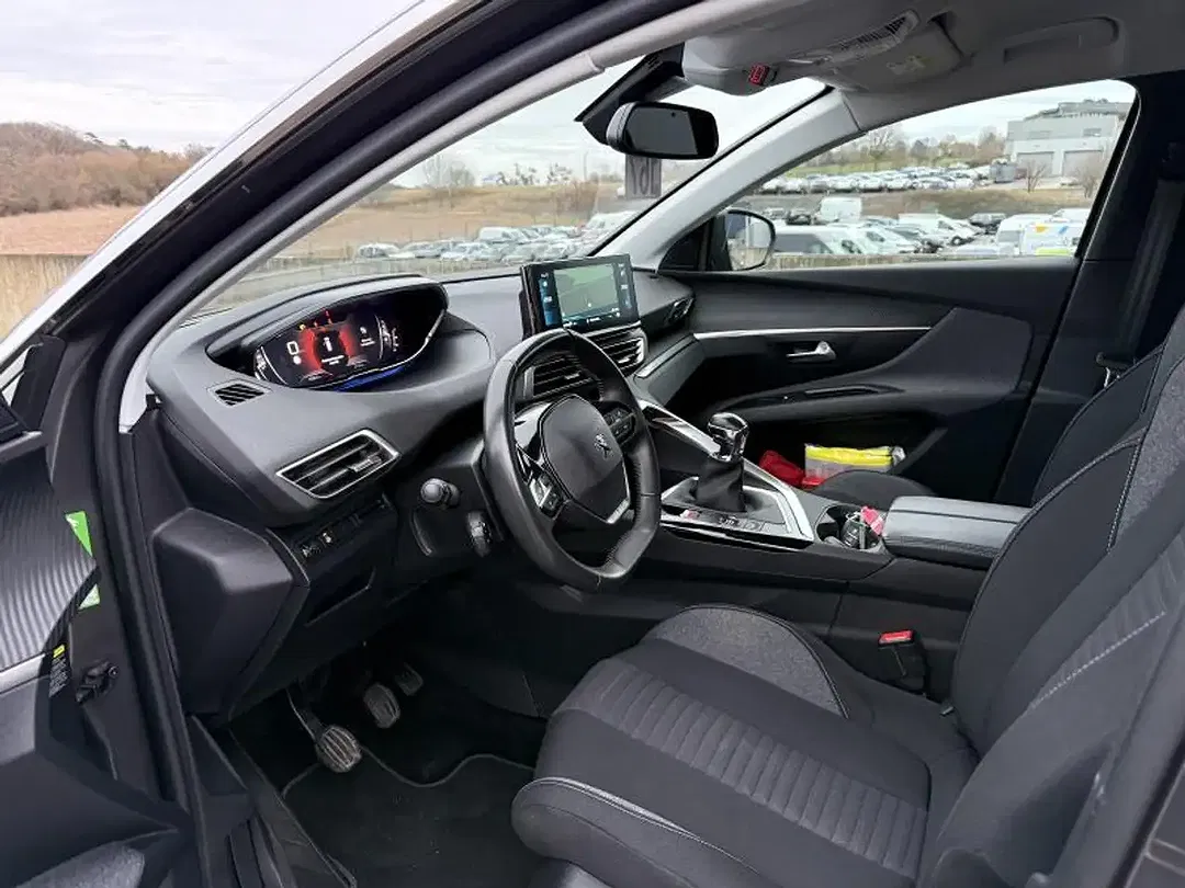 Peugeot 3008 Style - Thumbnail 3