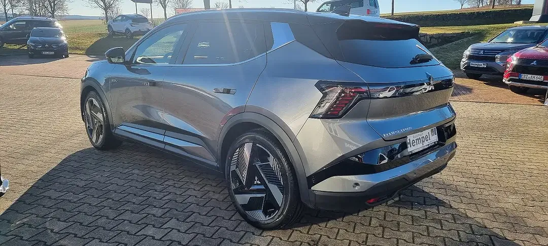 Mitsubishi Eclipse Cross Diamant Top - Thumbnail 3