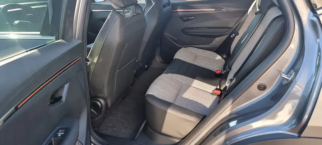 Mitsubishi Eclipse Cross Diamant Top - Thumbnail 6