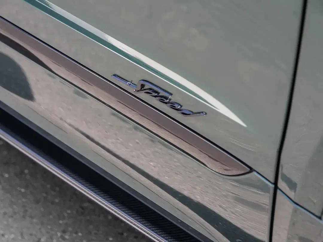 Bentley Bentayga Speed - Thumbnail 13