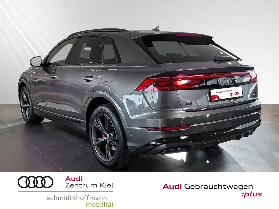 Audi Q8 TFSI e tiptronic quattro S line - Thumbnail 3