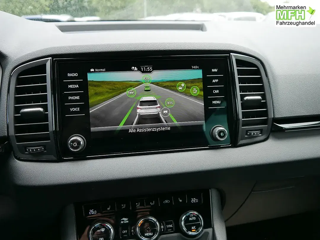 Skoda Karoq 2.0 TDI DSG 4x4 Sportline - Thumbnail 13