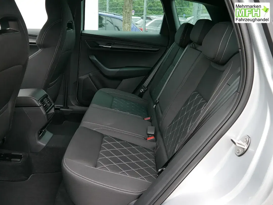Skoda Karoq 2.0 TDI DSG 4x4 Sportline - Thumbnail 6