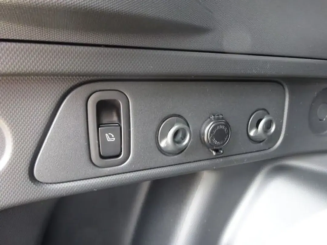 Subaru Forester 2.0 Platinum - Thumbnail 12
