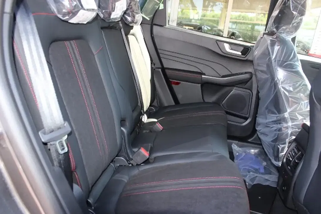 Ford Kuga ST-Line - Thumbnail 8