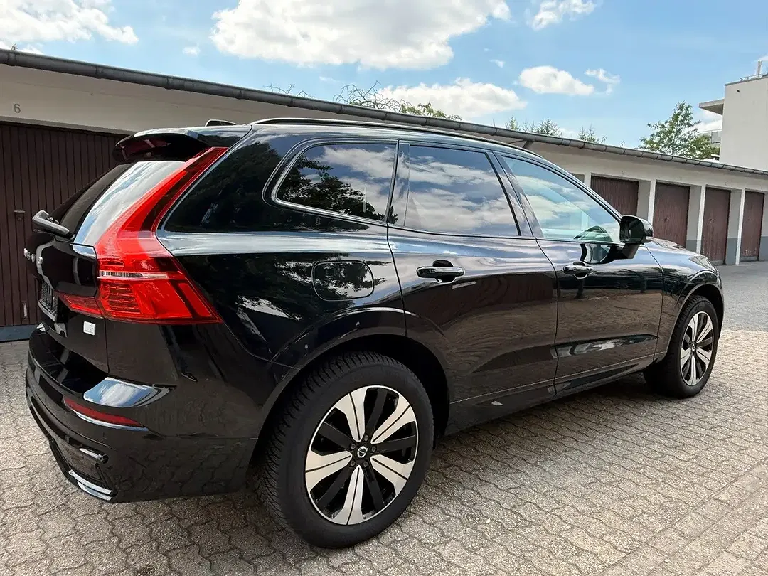 Volvo XC60 AWD R-Design - Thumbnail 6