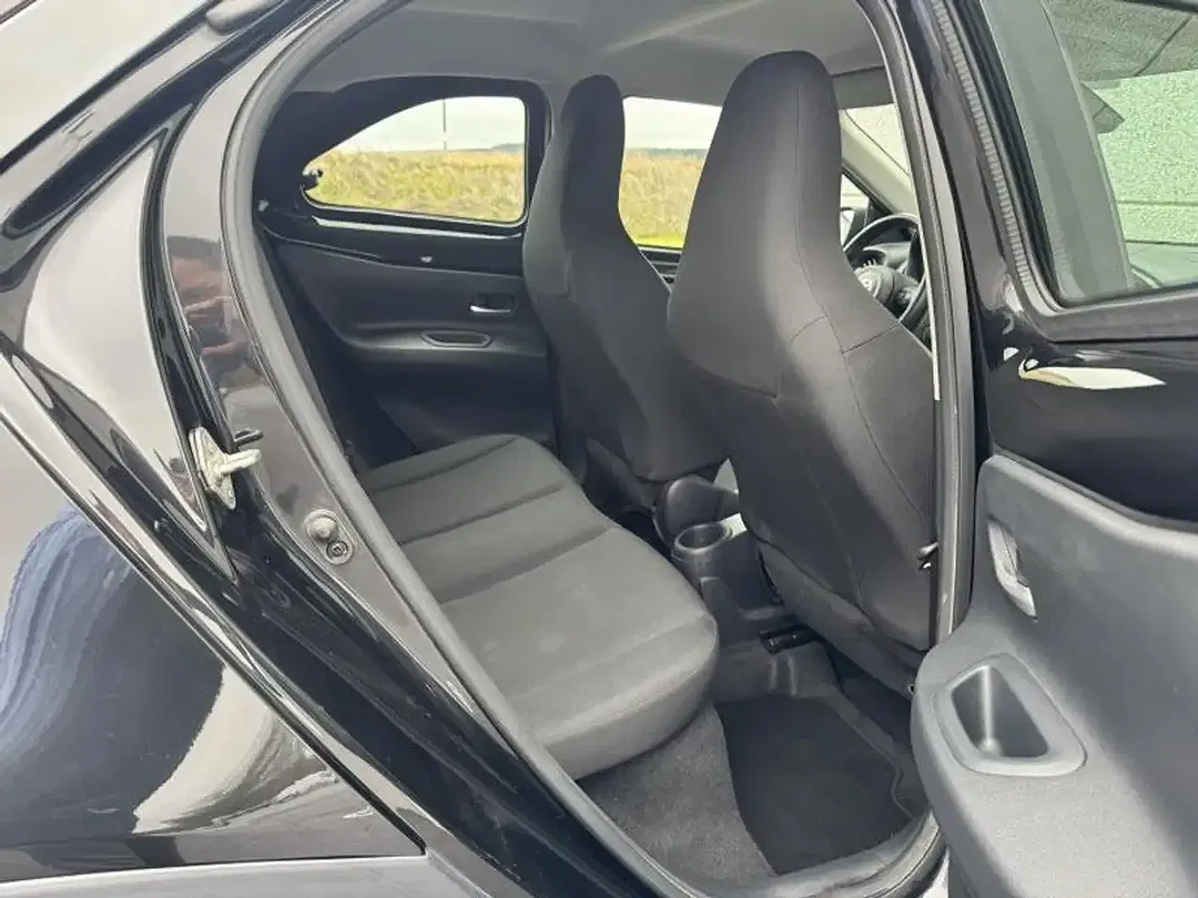Toyota Aygo X - Thumbnail 9