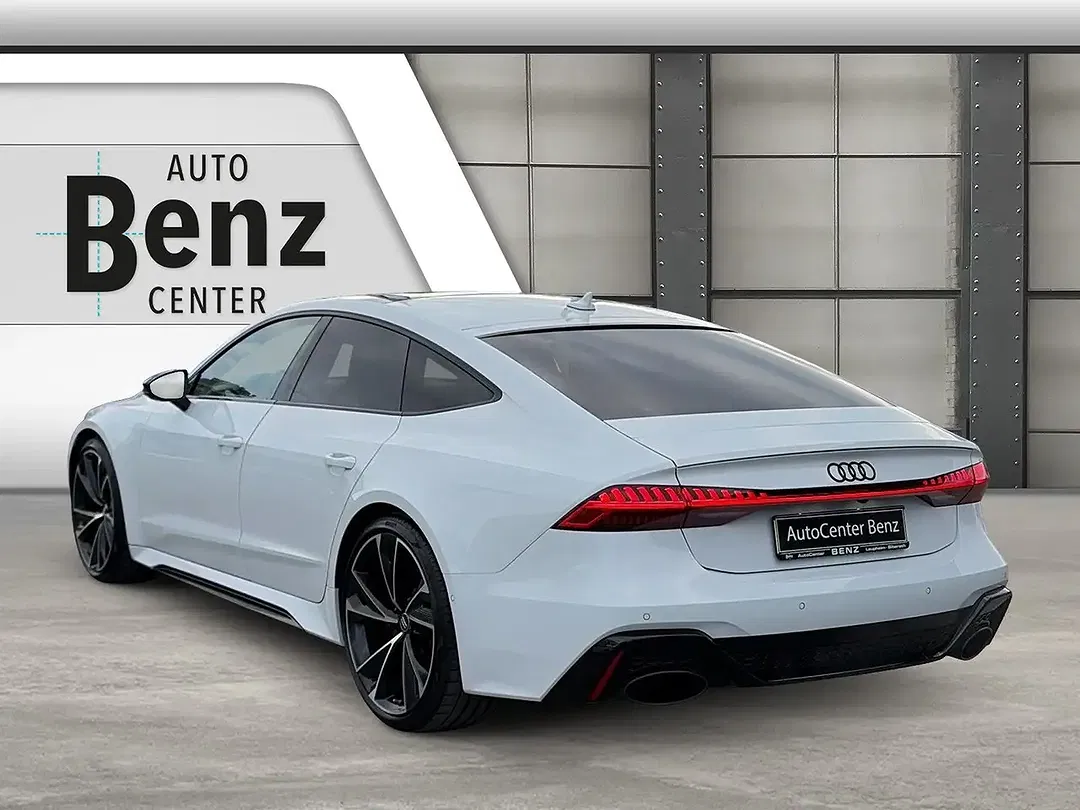 Audi RS7 - Thumbnail 3