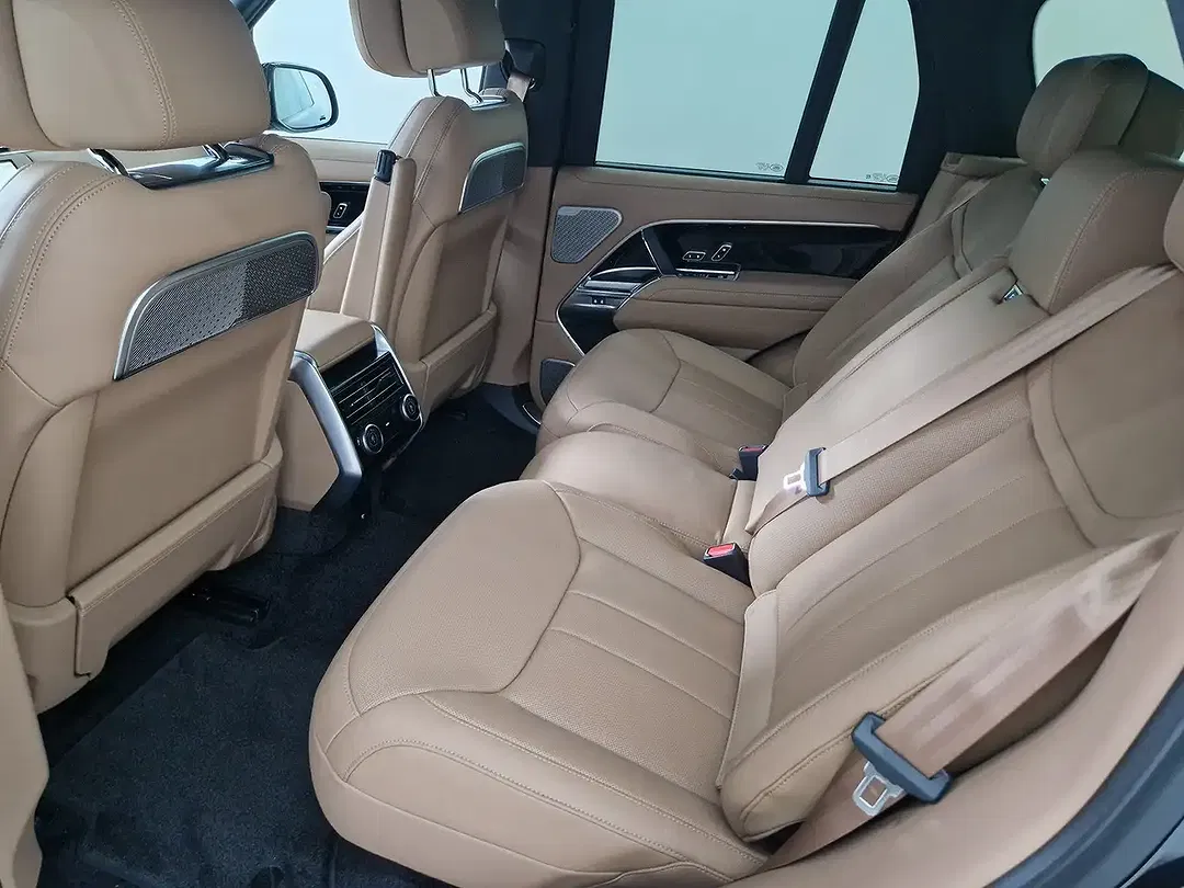 Land Rover Range Rover D350 3.0 SWB Autobiography - Thumbnail 9