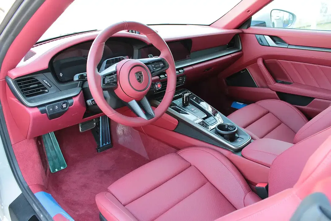 Porsche 911 Turbo S Cabriolet - Thumbnail 9