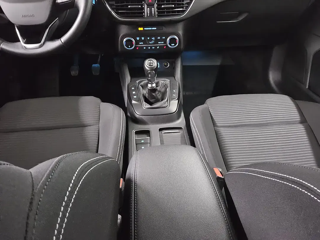 Ford Focus 1.0 EcoBoost Titanium - Thumbnail 6