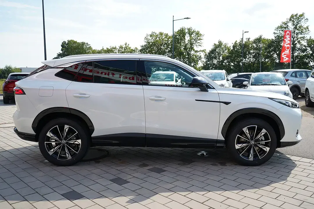 MG HS 1.5 T-GDI Hybrid+ AUT Luxury - Thumbnail 6