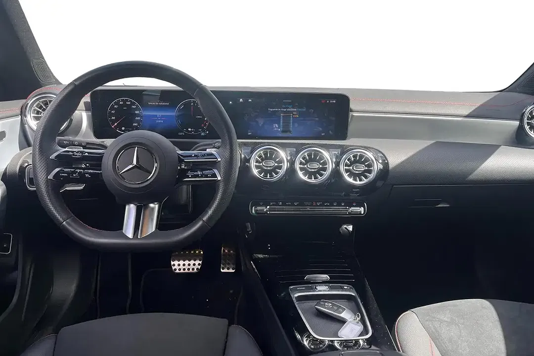 Mercedes-Benz CLA 250 AMG Line Night - Thumbnail 12