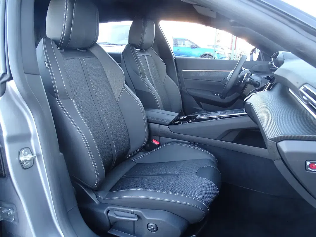 Peugeot 508 225 e-EAT8 Hybrid Allure SW - Thumbnail 12