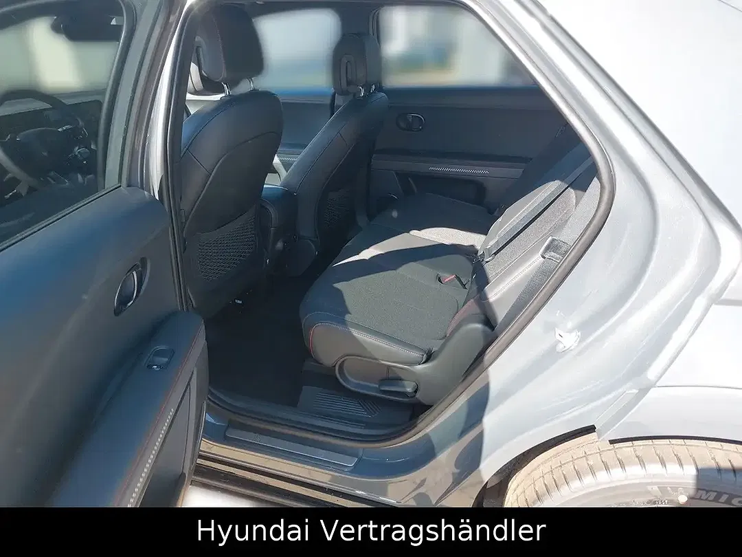 Hyundai IONIQ N Line - Thumbnail 11