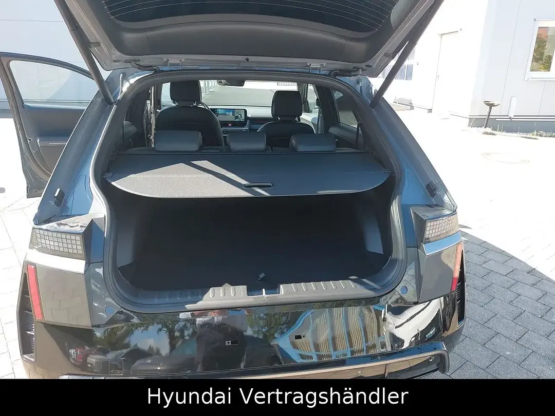 Hyundai IONIQ N Line - Thumbnail 12