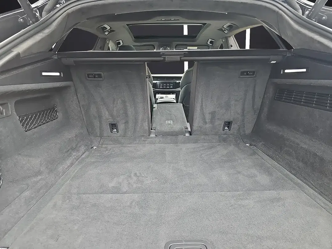 Audi RS Q8 Matrix LED sport - Thumbnail 14