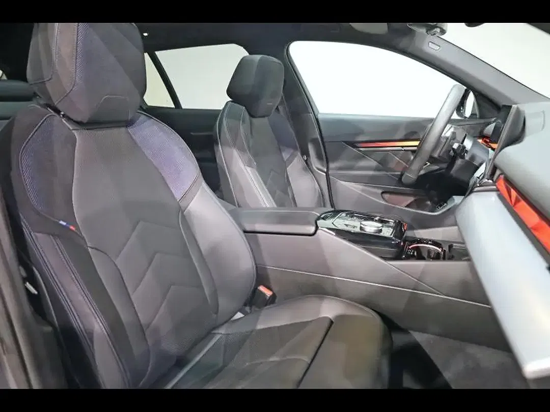 BMW 520 Touring M Sport - Thumbnail 12