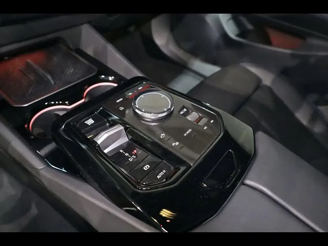 BMW 520 Touring M Sport - Thumbnail 13