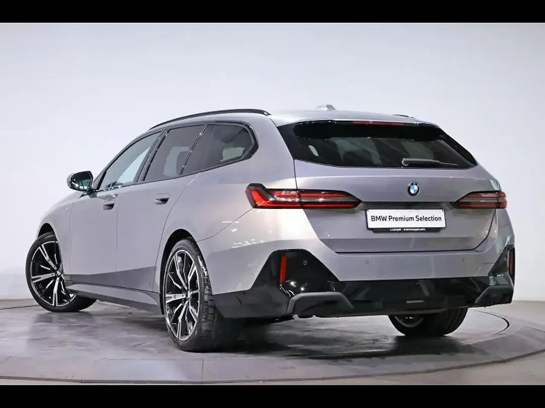 BMW 520 Touring M Sport - Thumbnail 6