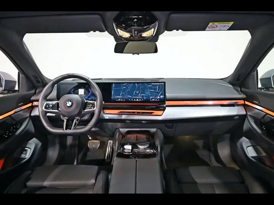 BMW 520 Touring M Sport - Thumbnail 8
