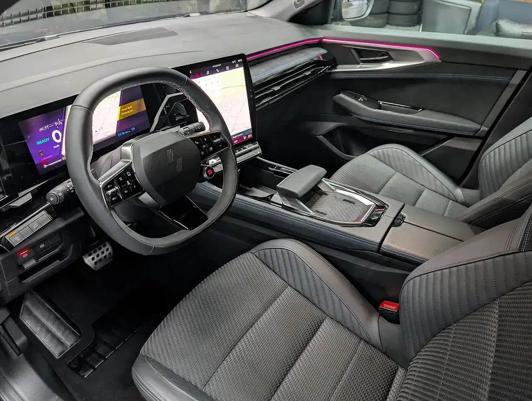 Renault Espace E-Tech Hybrid Esprit Alpine - Thumbnail 12