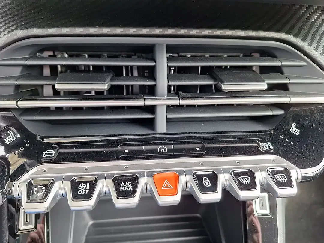 Peugeot 208 Allure - Thumbnail 12