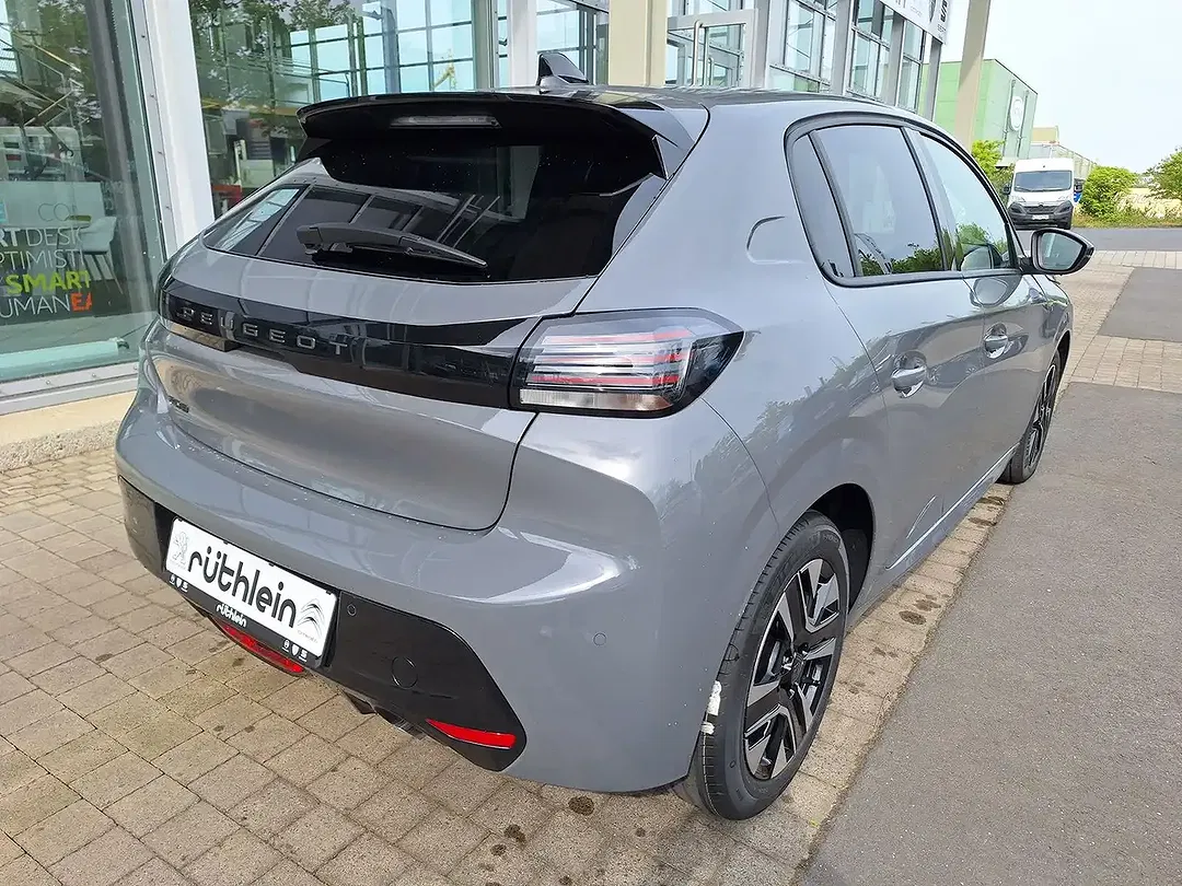 Peugeot 208 Allure - Thumbnail 4
