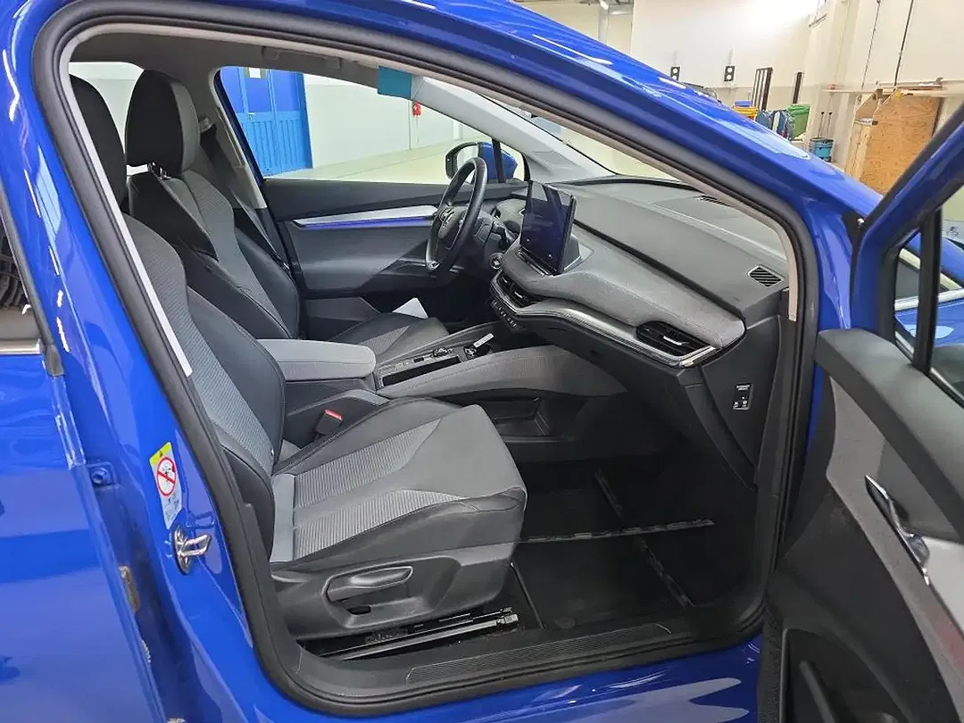 Skoda Enyaq 85 Loft - Thumbnail 7