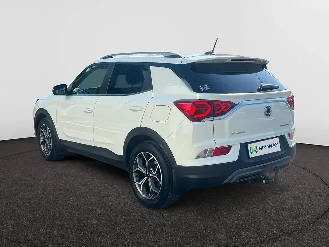 KGM Korando - Thumbnail 3