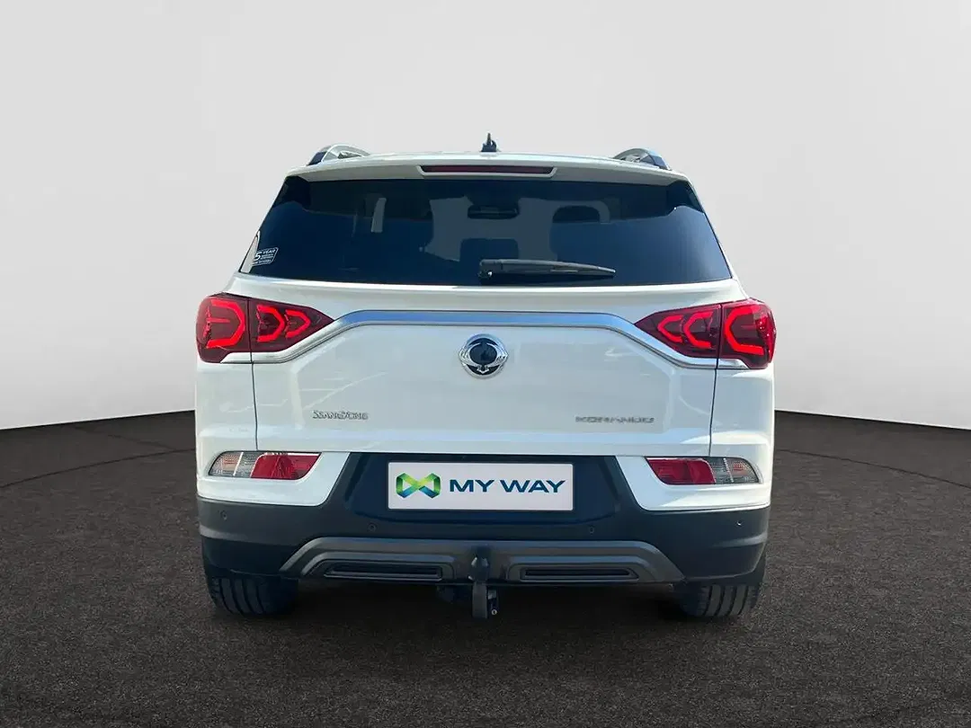 KGM Korando - Thumbnail 4