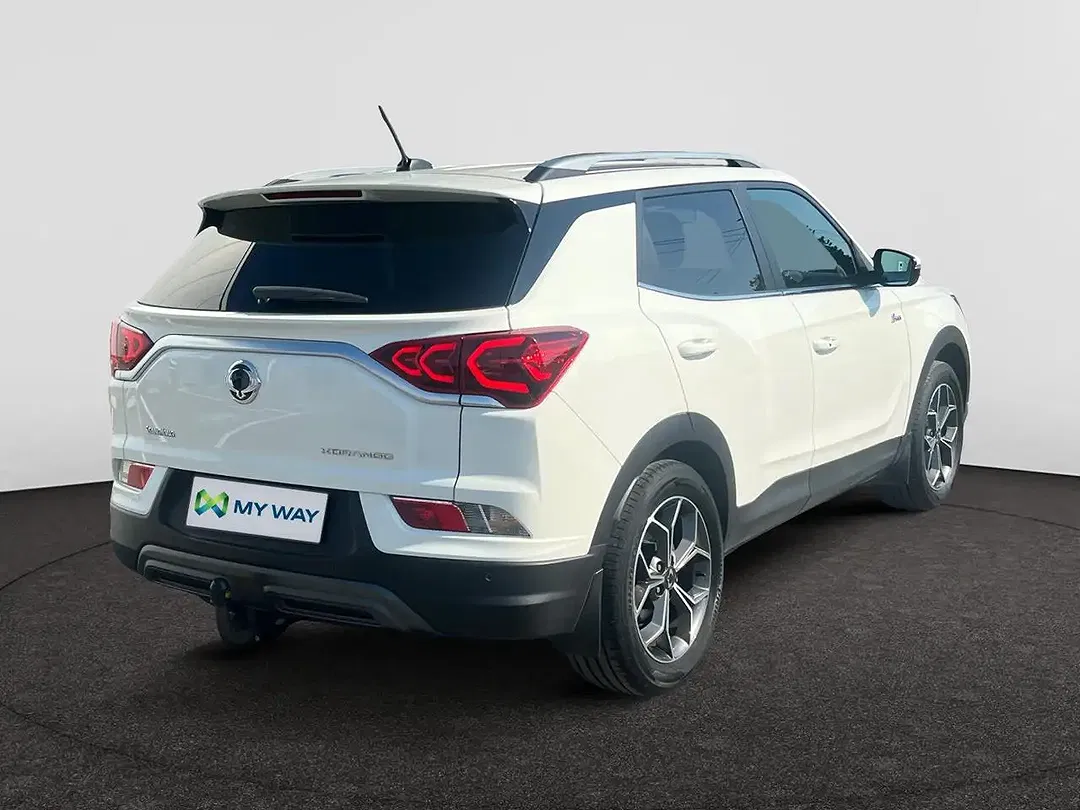 KGM Korando - Thumbnail 5